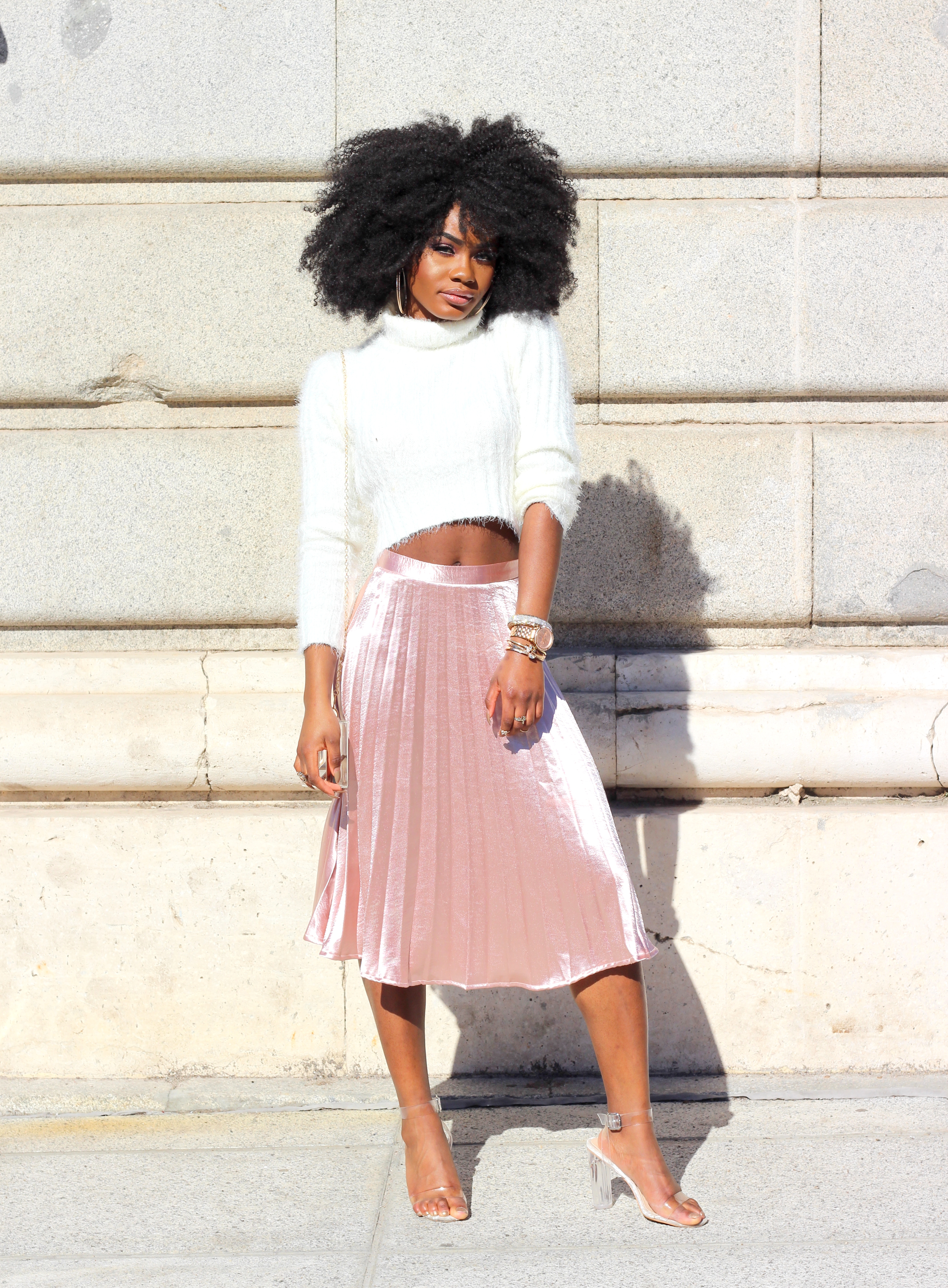 Billykiss Azeez. Your Favourite Muse. Fashion Irish Blogger. Classy style. Turtleneck Crop Jumper Missguided. Rose Gold Pleated Midi Skirt. EGO Nude Perplex clear heel. African Style Blogger. Afro Curly Hair. Jorie Hair. High Fashion. A/W 16.