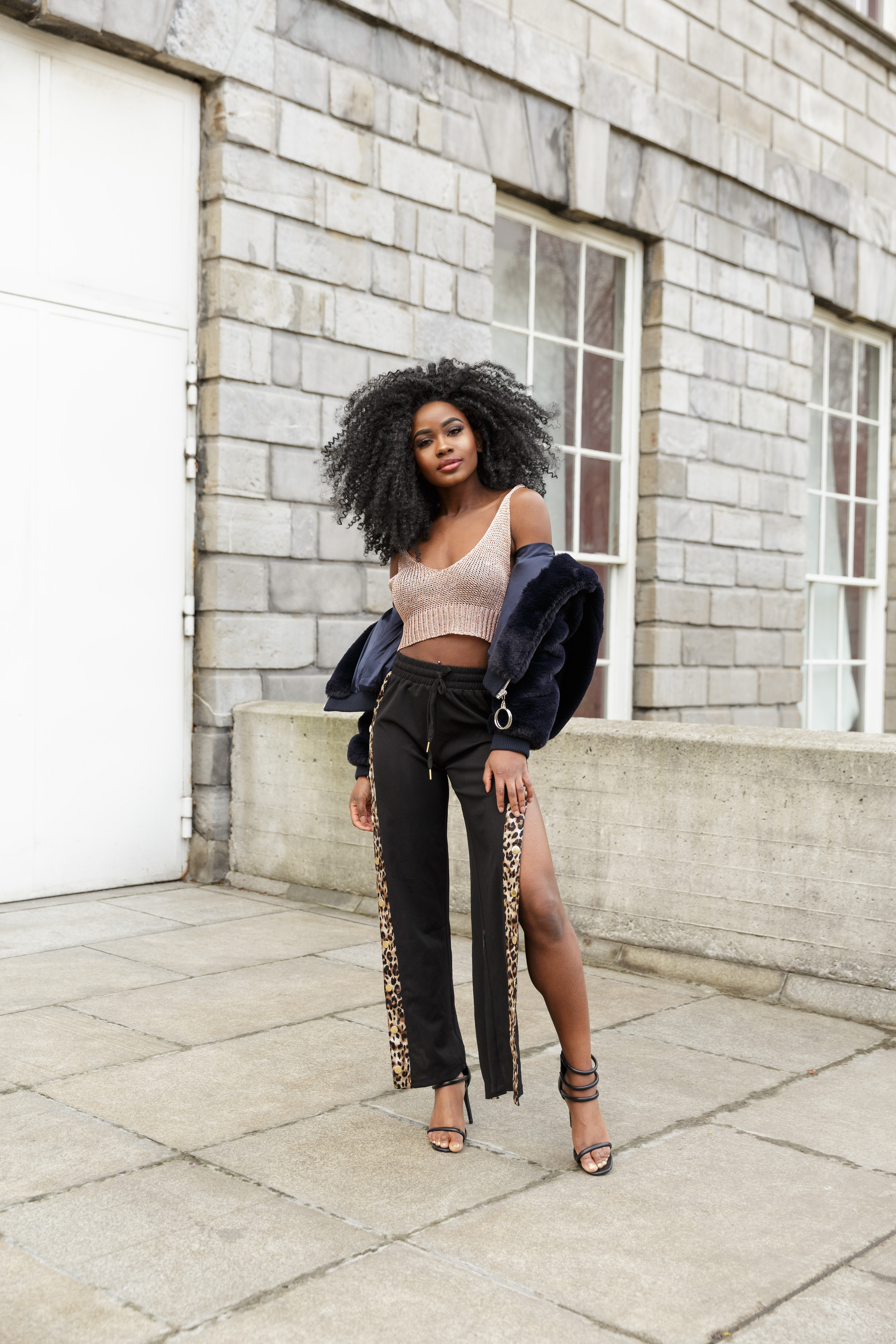 Billykiss Azeez. Your Favourite Muse. Fashion Irish Blogger. African Blogger. AW17. Cluses. MissyEmpire. Missguided. Boohoo. PrettyLittleThings. Urban Style.